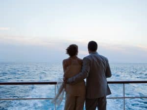 کشتی آرتمیس پلاس کیش یک مکان عالی برای زوجین